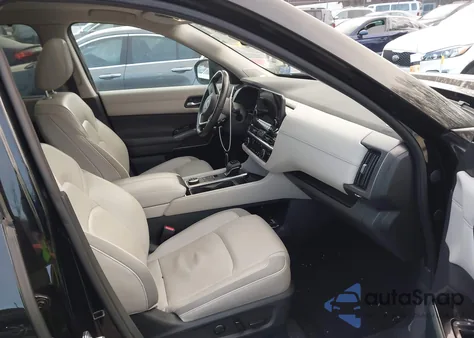 2023 Nissan Pathfinder Sl 4Wd z USA, uszkodzony, nr VIN 5N1DR3CD6PC213000